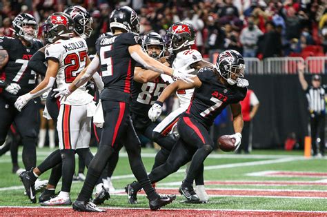 Historical Overview Of Atlanta Falcons And Tampa Bay Buccaneers Matches