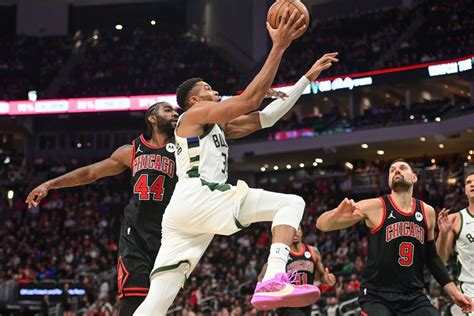 Milwaukee Bucks vs. Chicago Bulls: Top 5 Games